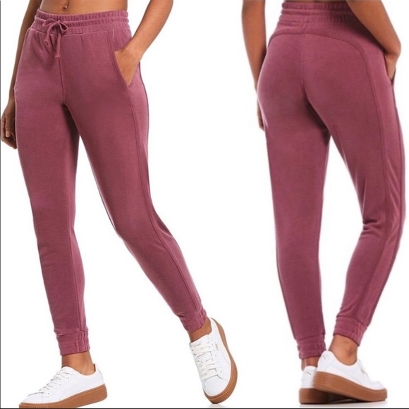 Free People Movement Back Into It Merlot Joggers Pants Sz Med - Picture 1 of 6